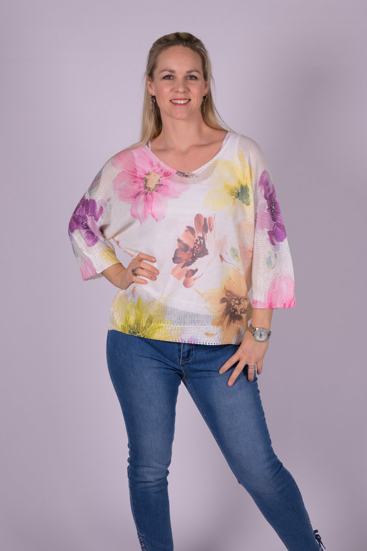 Truitje met gaatjes en bloemenmotief